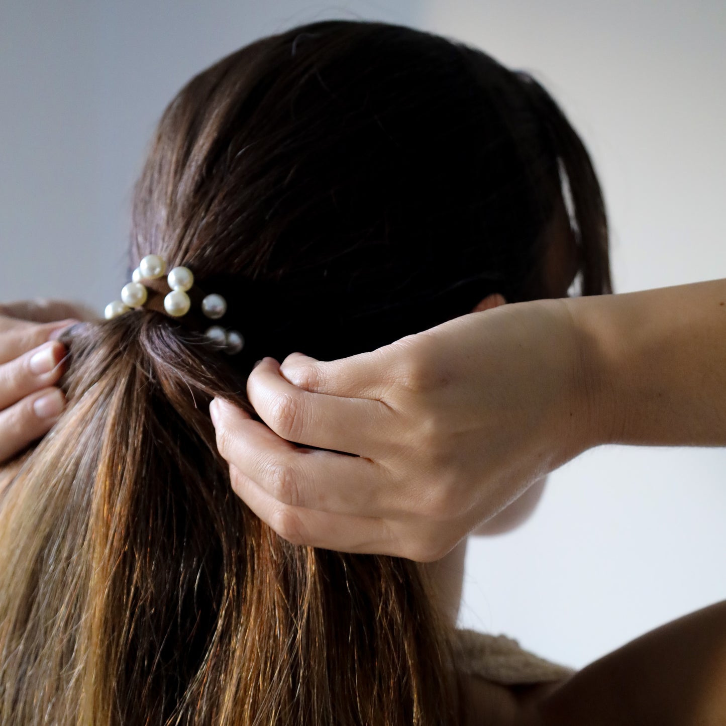 Driftwood Chocolate Brown Pearl Hair Tie