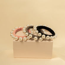 Load image into Gallery viewer, Timeless Pack Pearl Hair Ties
